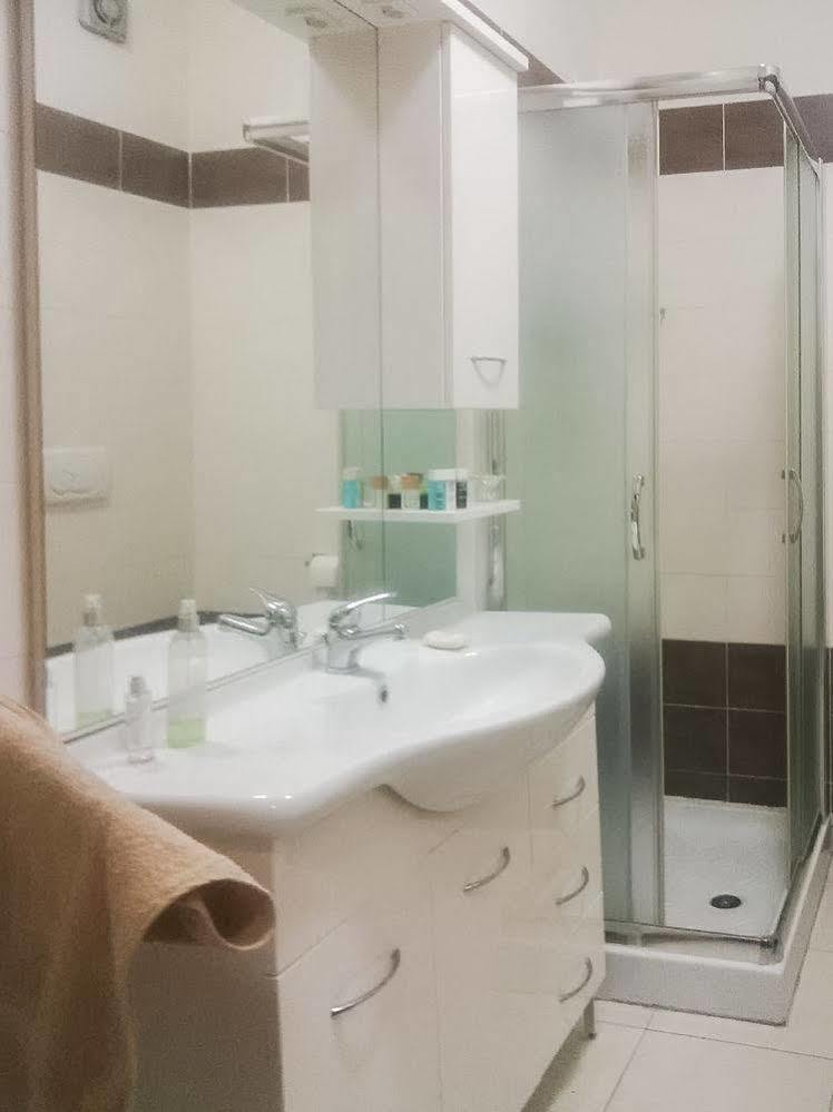 Parri, Bologna By Short Holidays Apartment Luaran gambar